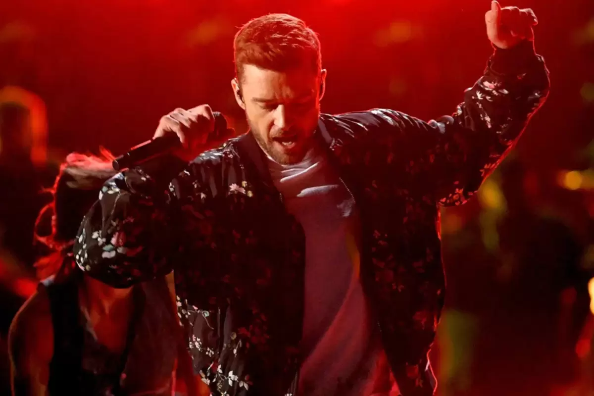 Justin Timberlake Konsertində Fan Zonasında İnteraktiv Karaoke Təcrübəsi!